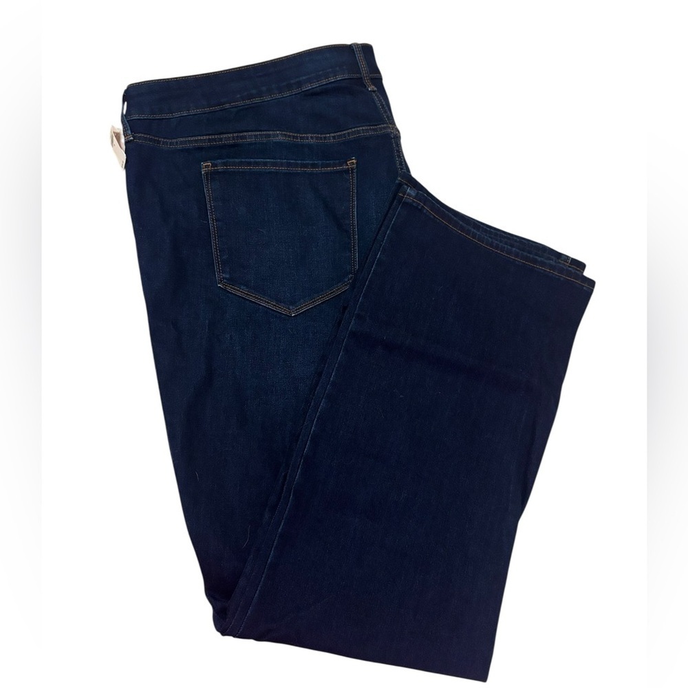 NWT Old Navy Women's Mid-Rise Kicker Boot Cut Jeans